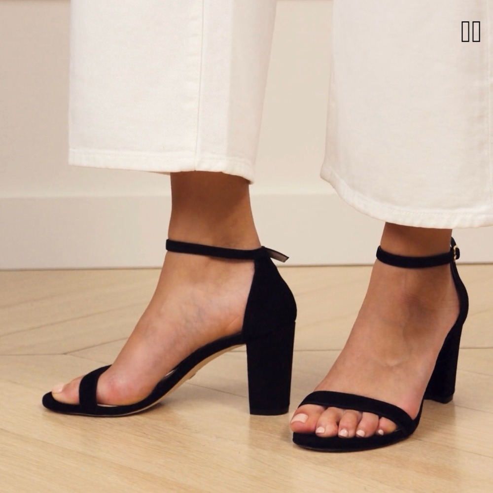 Stuart Weitzman Nearlynude sandals - Black in size 8